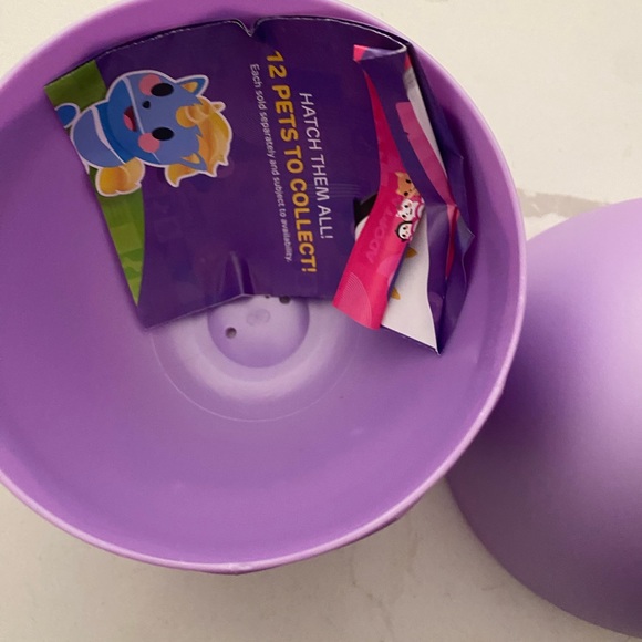 Adopt me egg - Picture 3 of 3